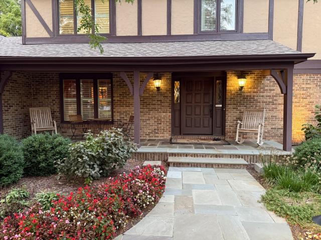 House for sale in Mchenry, Illinois