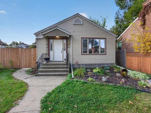 House for sale in Mill Creek South, Edmonton