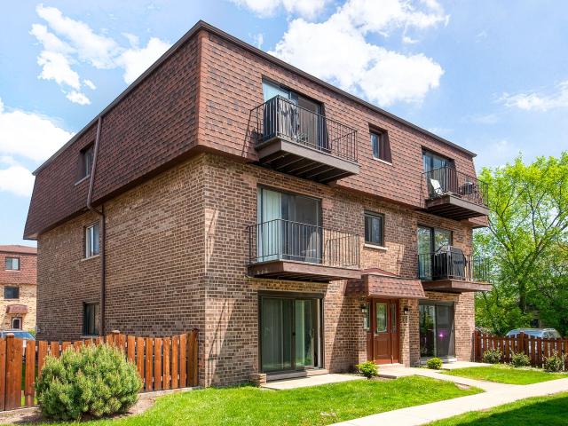 Condo for rent in Des Plaines, Illinois