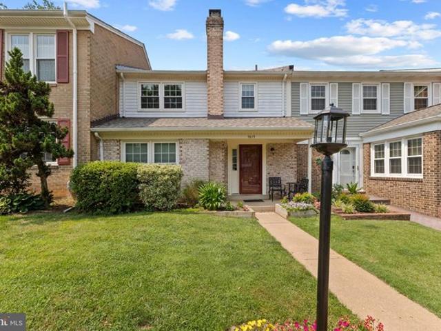 Townhouse for sale in Virginia
