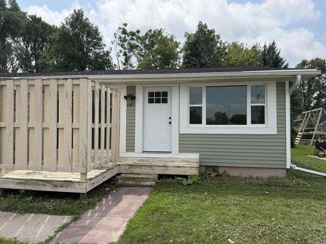 Condo for sale in Menasha, Winnebago County