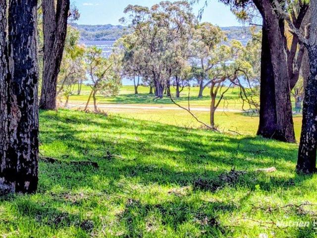 Cottage for sale in Gingin, Western Australia