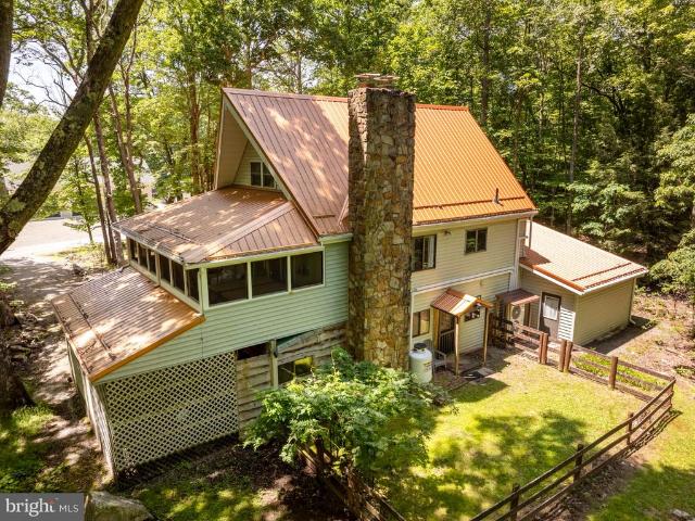 House for sale in Garrett, Maryland
