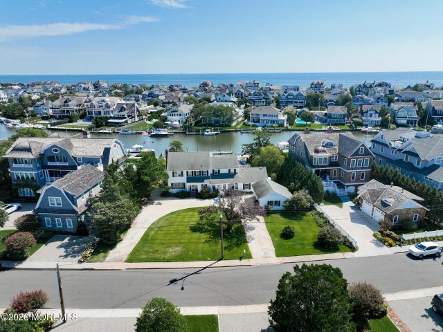 House for sale in Mantoloking, New Jersey