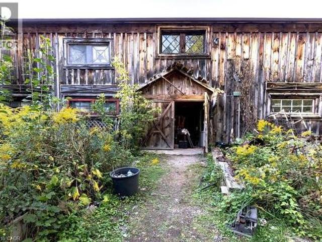 House for sale in Ancaster, Ontario