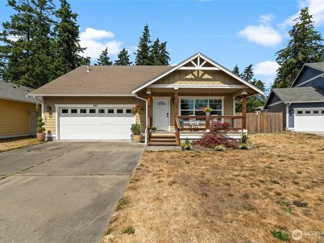 House for sale in Oak Harbor, Washington