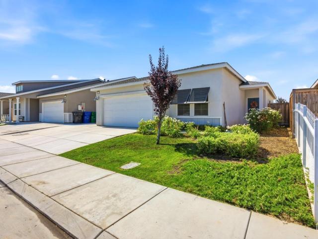 House for sale in Shafter, California