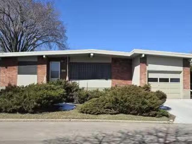 House for sale in Wedgewood, Alberta