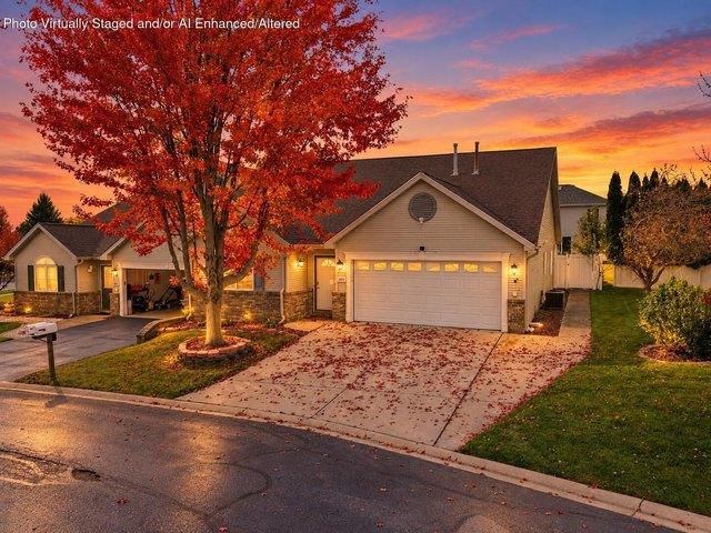 House for sale in Crown Point, Lake County