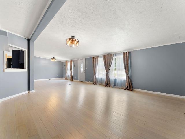 House for sale in De Motte, Newton County