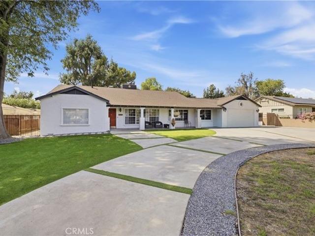 House for sale in North Hills, Los Angeles