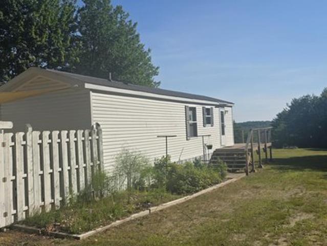 House for sale in Oxford, Maine