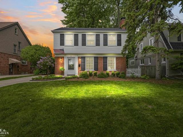 House for sale in Grosse Pointe, Michigan