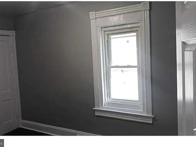 Townhouse for sale in Trenton, New Jersey