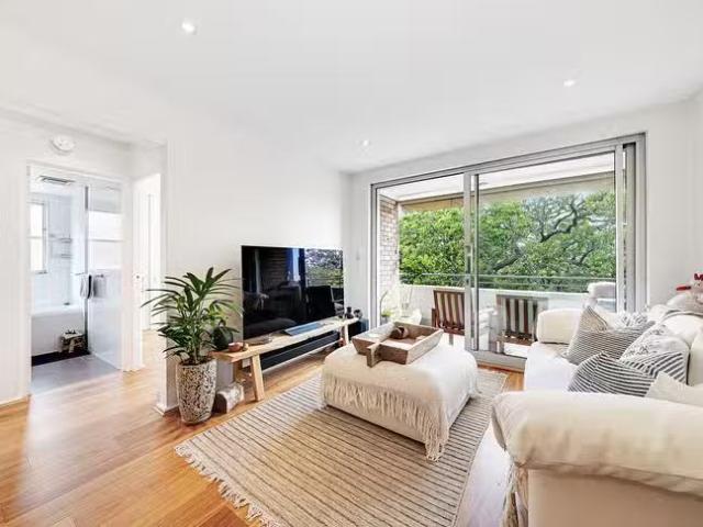 House for rent in Lower North Shore, Sydney