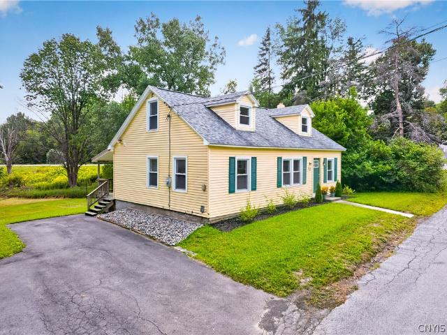 House for sale in Oneida, New York