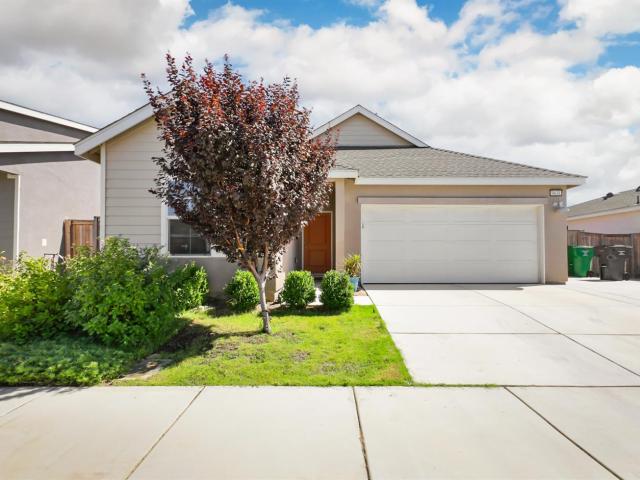 House for sale in Shafter, California