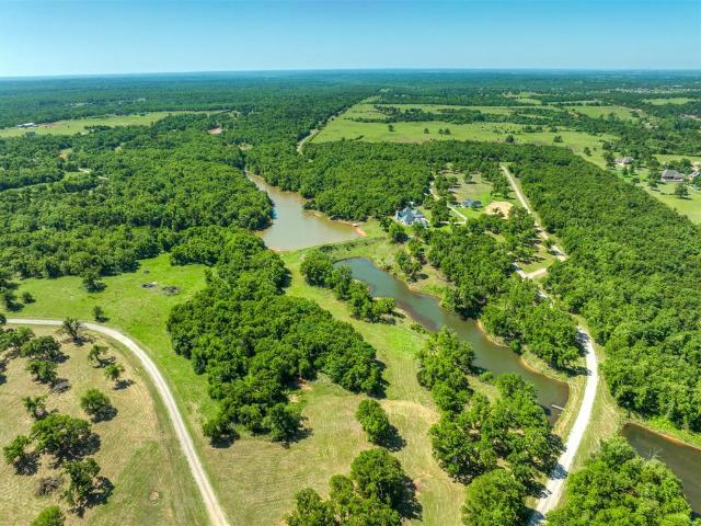 Land for sale in Guthrie, Logan County
