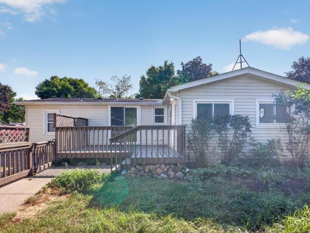 House for sale in Mississippi Dunes, Cottage Grove