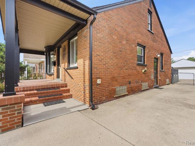 House for sale in Allen Park, Michigan