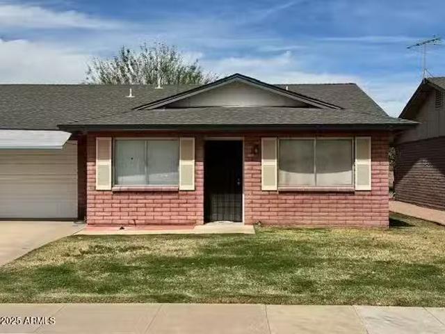 Condo for sale in Peoria