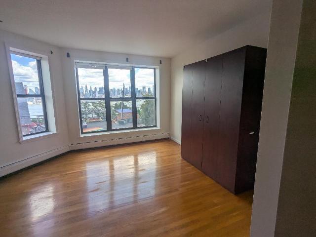 Condo for sale in Hudson, New Jersey