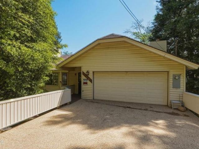 House for sale in Cedarpines Park, California