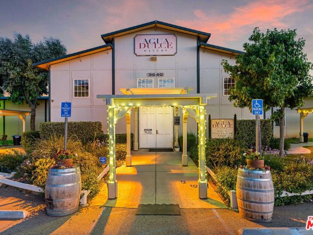 House for sale in Canyon Country, California