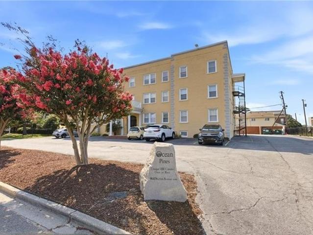 Condo for sale in Virginia