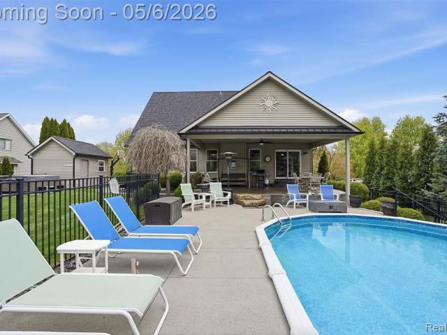 House for sale in Hamburg, Michigan