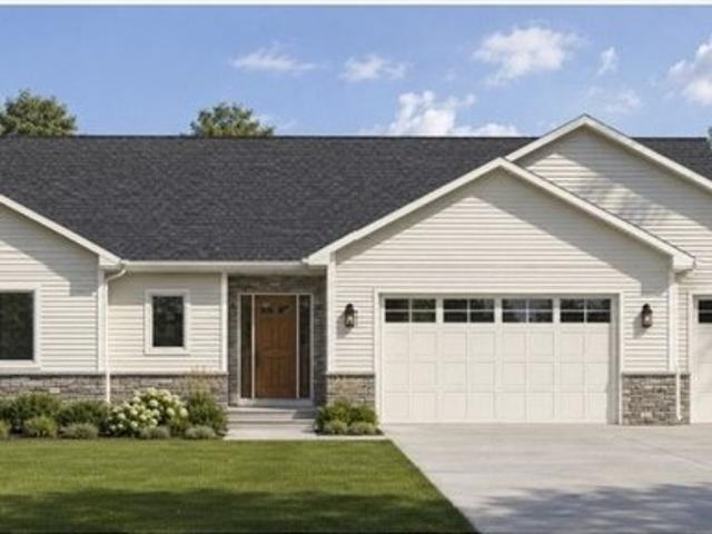House for sale in Fairmeadows North, Newton