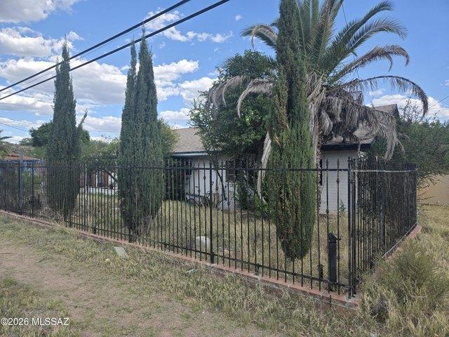House for sale in Nogales, Arizona