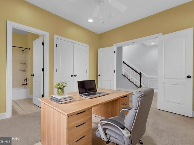 Townhouse for sale in Ijamsville, Maryland