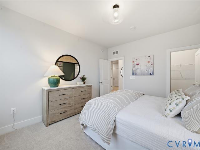 Condo for sale in Virginia