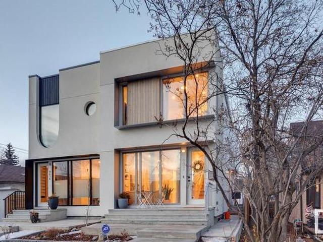 House for sale in Edmonton