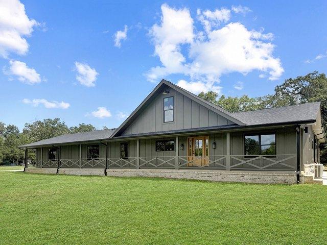 House for sale in Chickamauga, Georgia