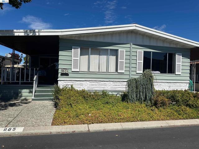 House for sale in Hayward, California