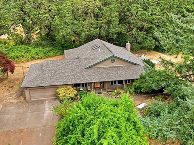 House for sale in Oregonia