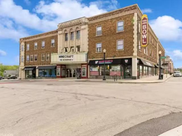 Condo for sale in Downers Grove