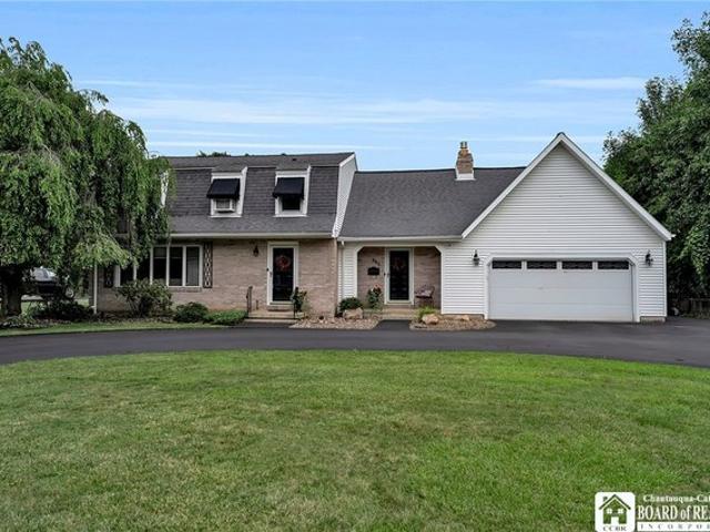 House for sale in Niagara, New York