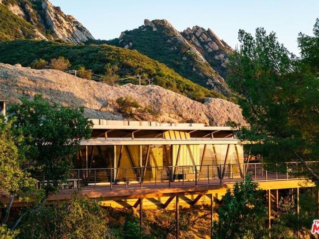 House for sale in Calabasas, California