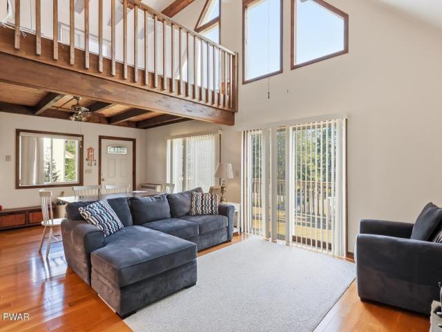 House for sale in Lake Ariel, Pennsylvania