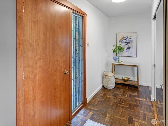 Condo for sale in Bainbridge Island
