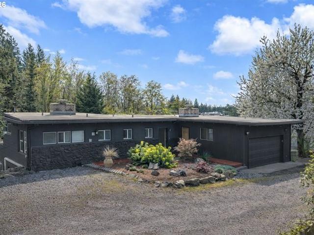 House for sale in Oregonia