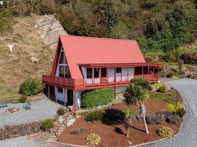 House for sale in Oregonia