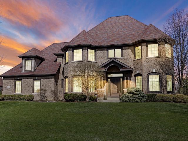 House for sale in Meadowdale Estate's, Pleasant Prairie