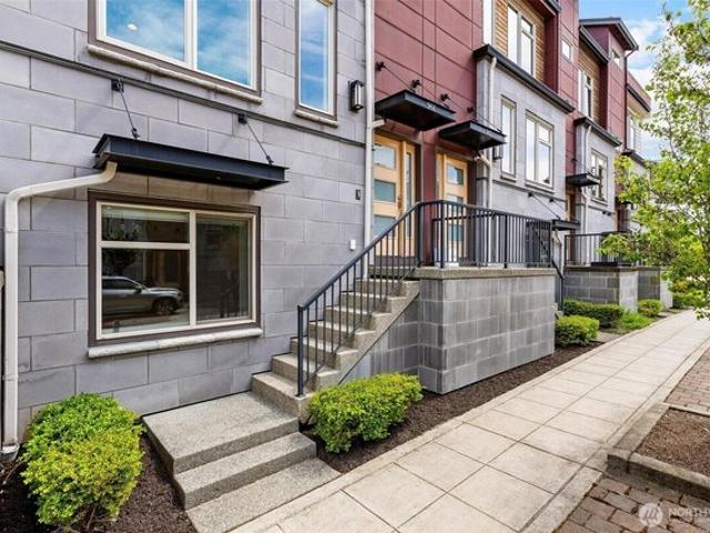 Townhouse for sale in Issaquah, Washington