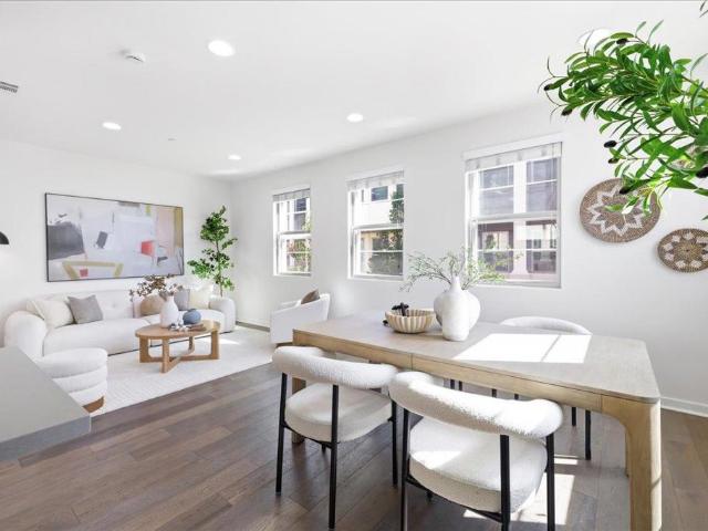 Townhouse for sale in Wayne, San Jose