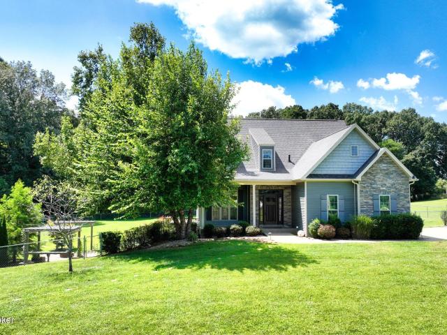 House for sale in Vine Grove, Hardin County