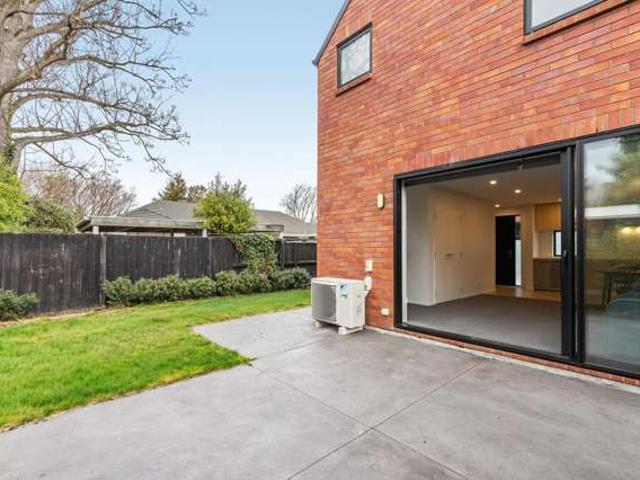 Townhouse for sale in Saint Albans, Canterbury